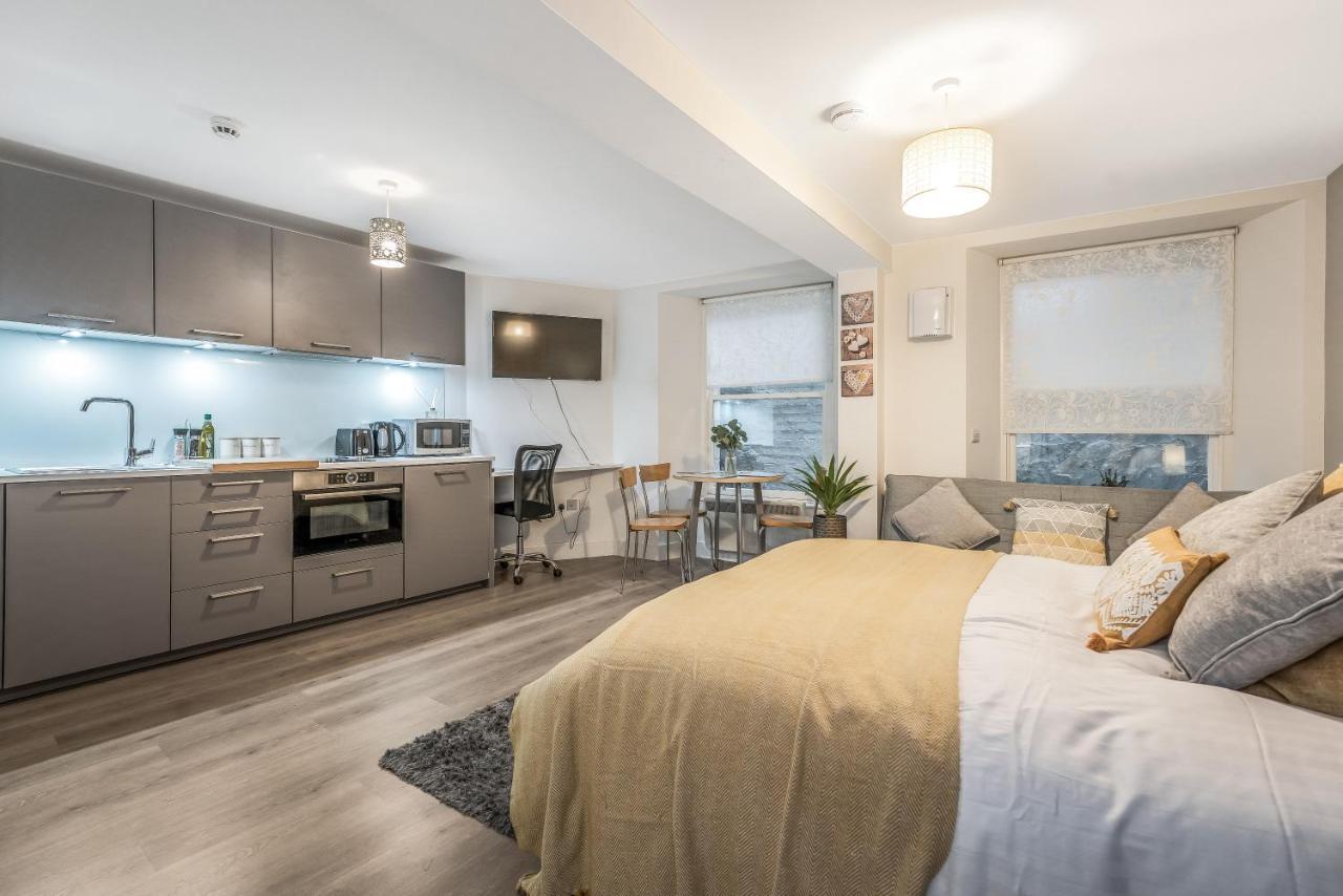 Spacious & Cosy Studio Flat In The Heart Of Centre Apartament